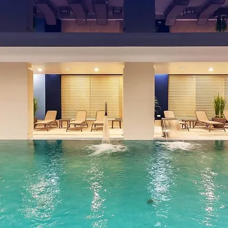 Stylish Oldtown Riverview Balcony Apartman *