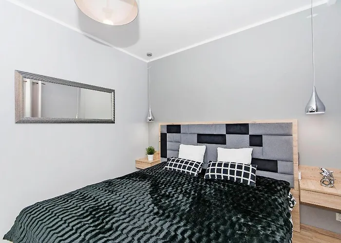 Stylish Oldtown Riverview Balcony