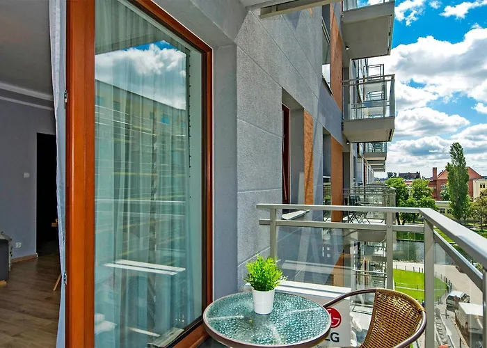 Stylish Oldtown Riverview Balcony